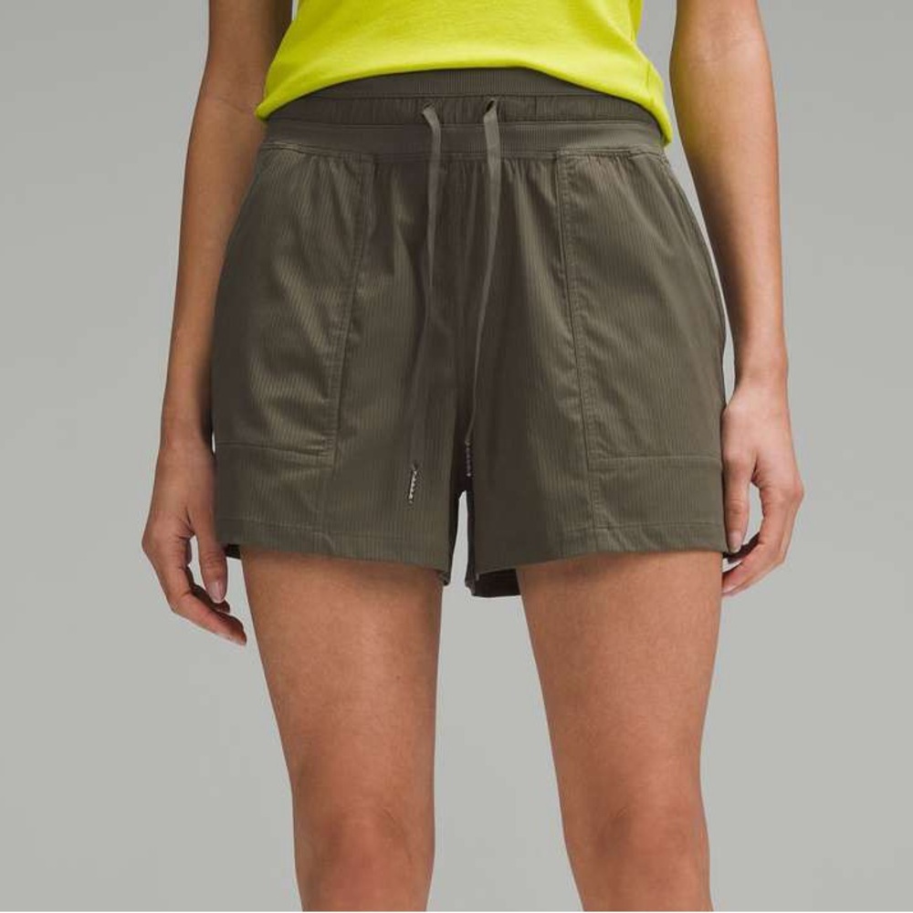 Lululemon Dance Studio High-Rise Shorts 3.5" Length Army Green Athletic